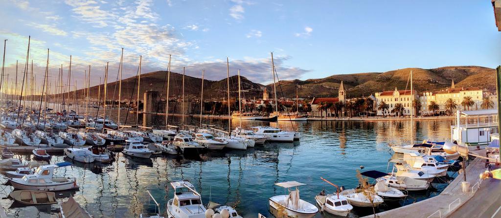 Apartments Feral Trogir Ngoại thất bức ảnh