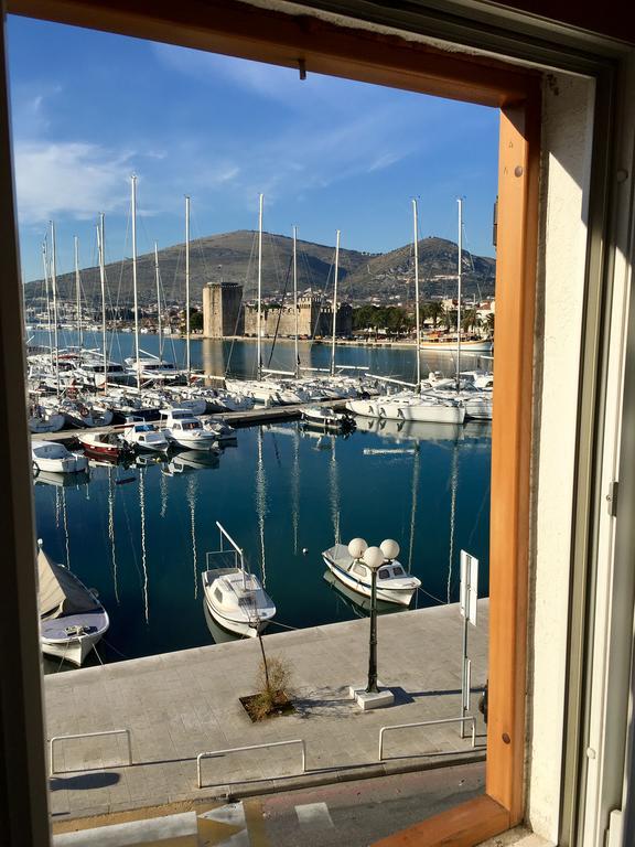 Apartments Feral Trogir Ngoại thất bức ảnh