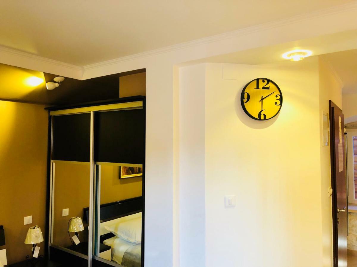Apartments Feral Trogir Ngoại thất bức ảnh