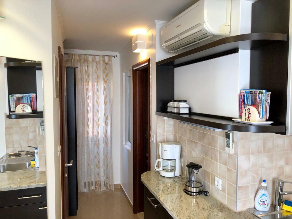 Apartments Feral Trogir Ngoại thất bức ảnh