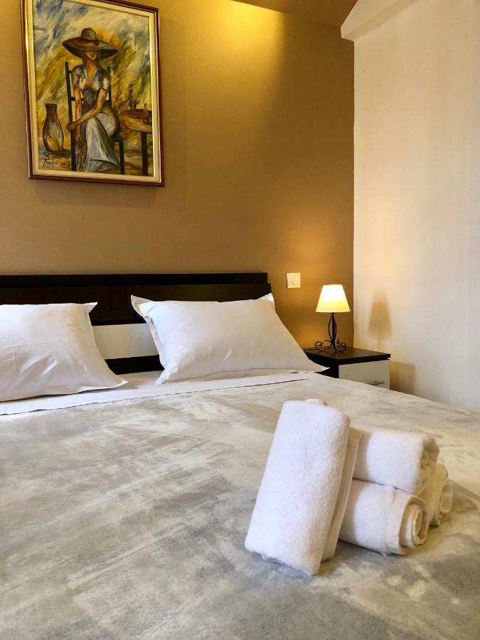 Apartments Feral Trogir Ngoại thất bức ảnh